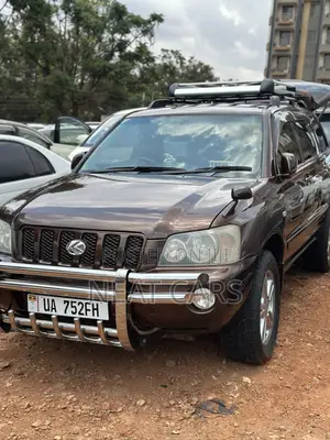 Toyota Kluger 2006 Gold