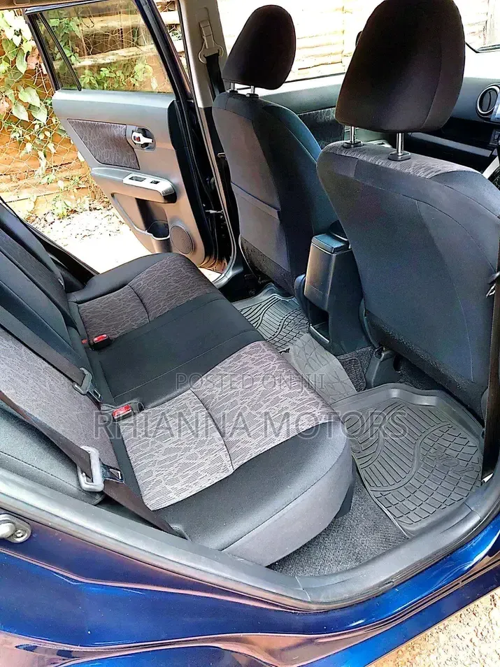 Toyota Corolla Rumion 2009 Blue