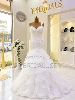 One Arm Wedding Dress for Hire