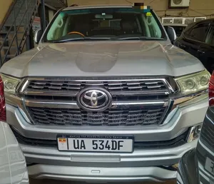 Toyota Land Cruiser 2017 Silver