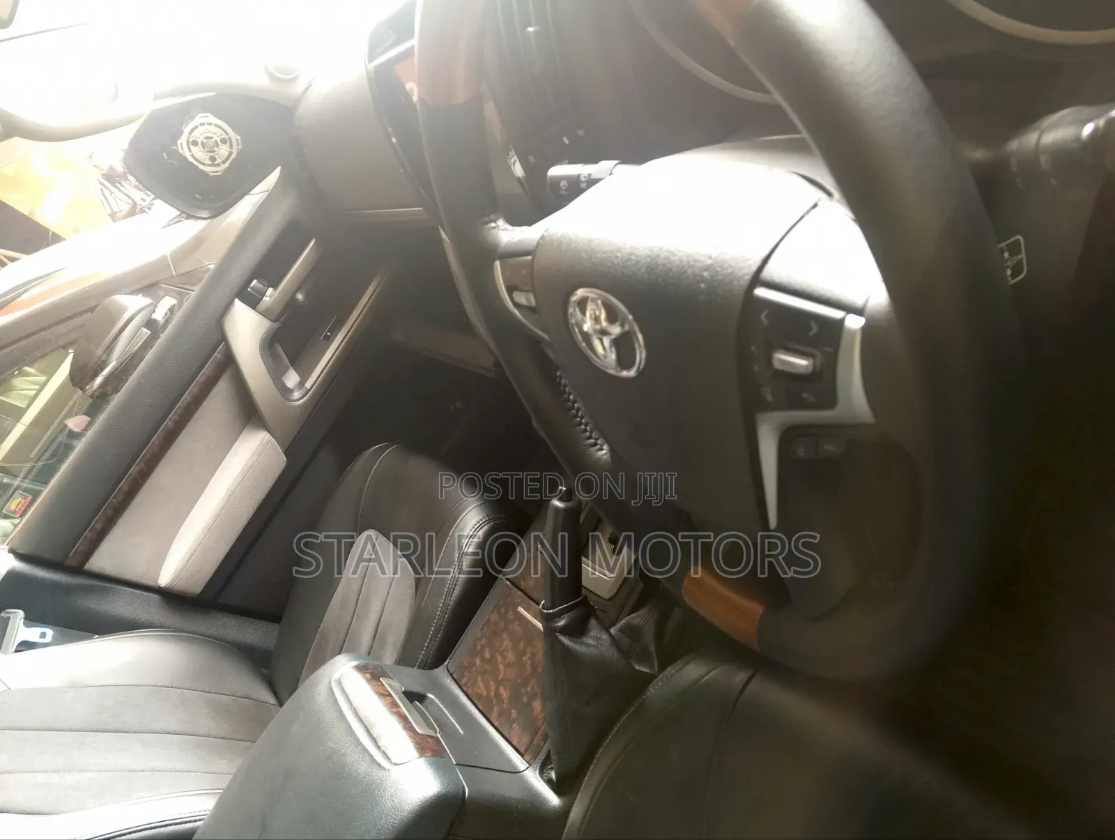 Toyota Land Cruiser 2017 Silver