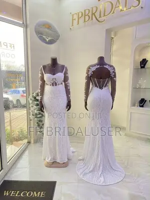 Elegant Wedding Gown for Fire