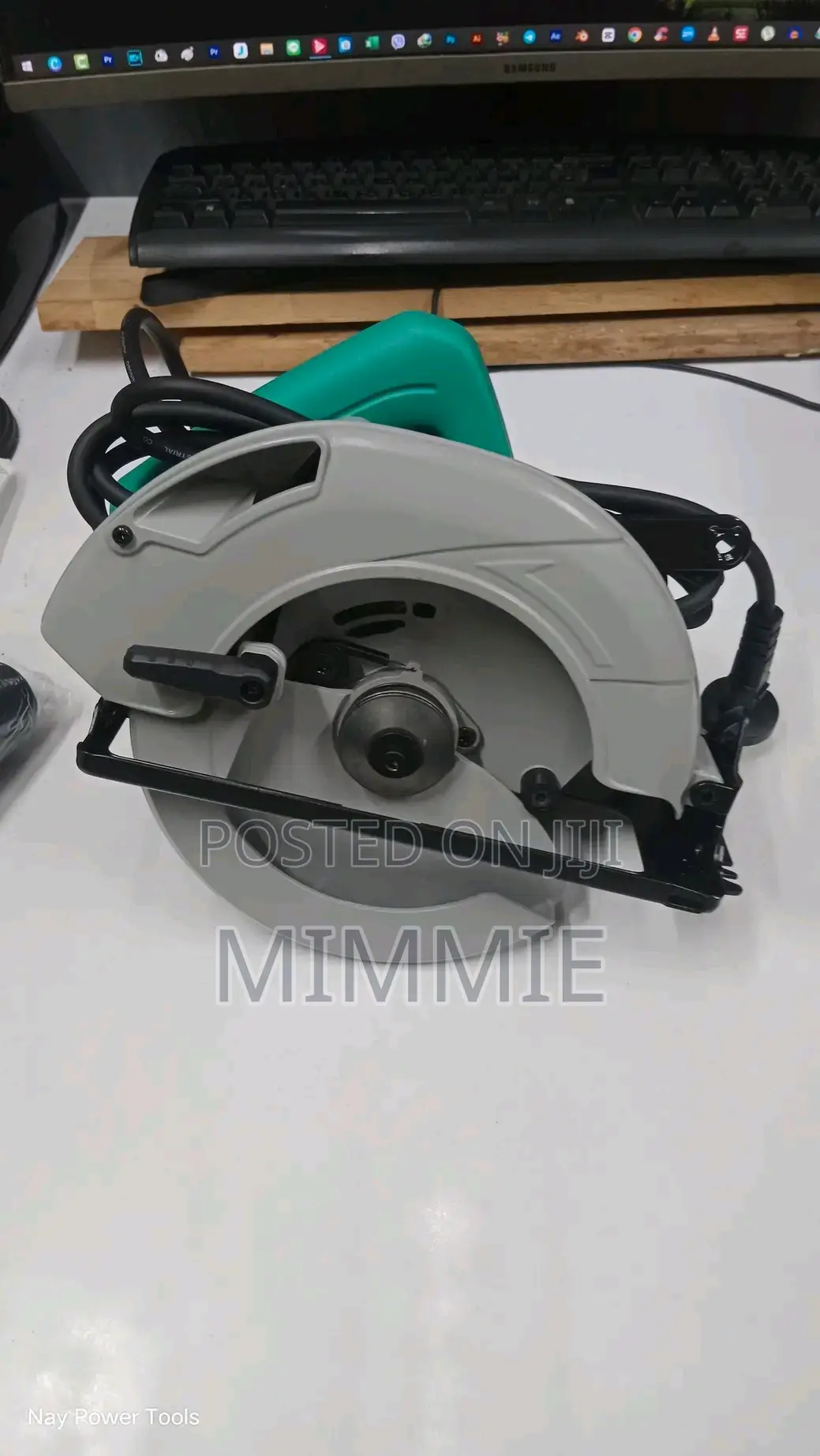 Circular Saw 7" With Blade