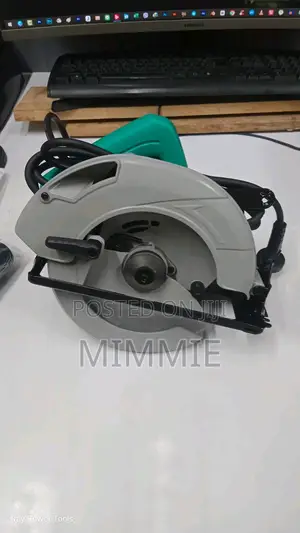 Circular Saw 7" With Blade
