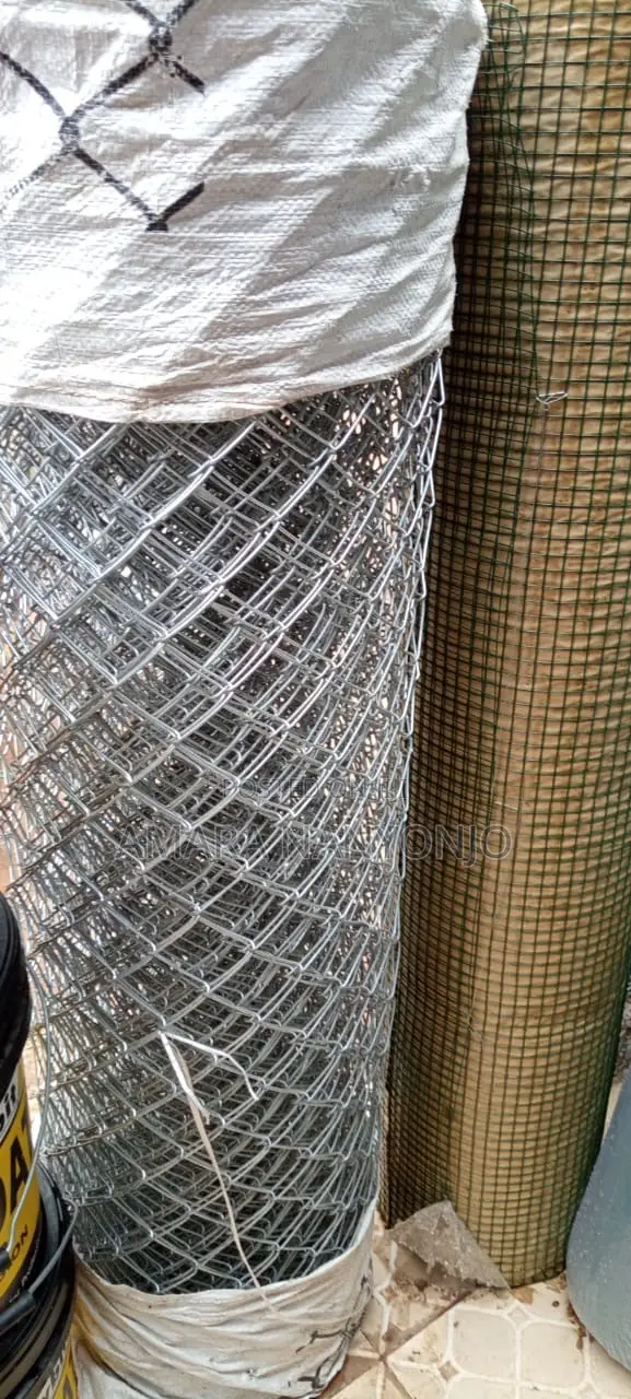 Galvanized Chain-Link Fence Wire Mesh