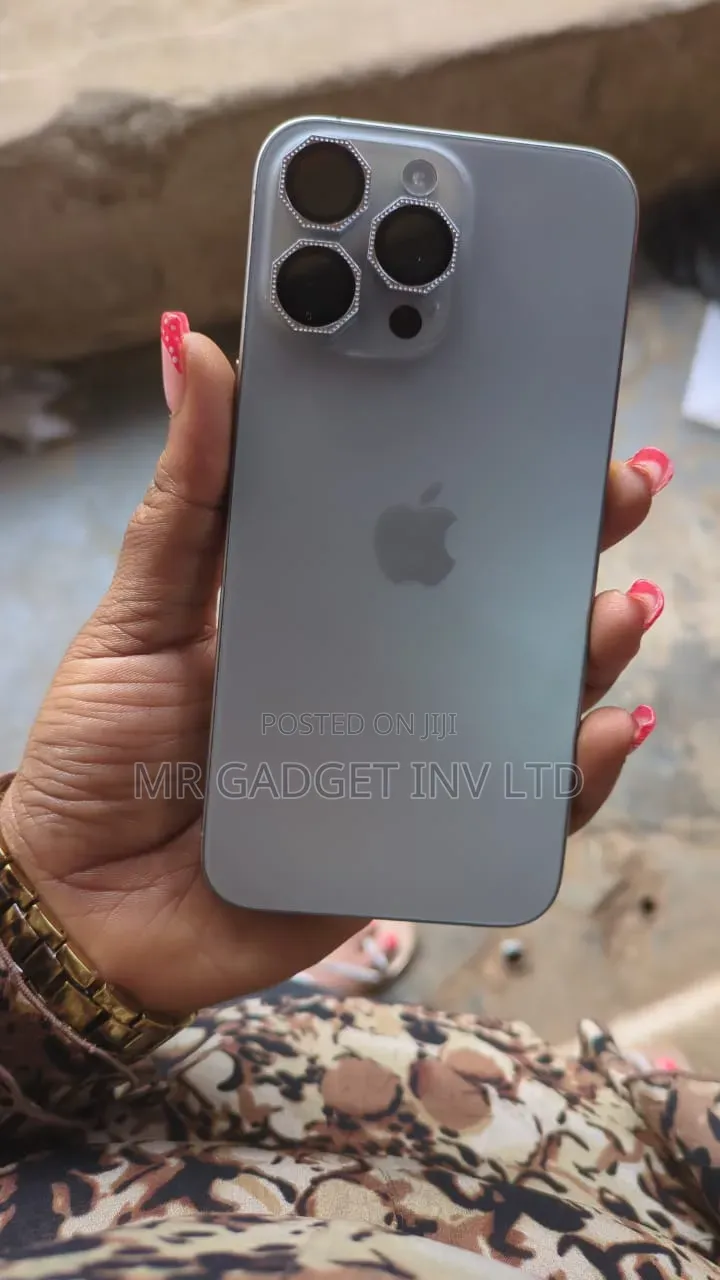 Apple iPhone 15 Pro Max 512 GB Silver
