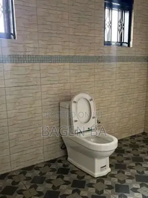 Mini Flat in Ssabagabo-Makindye for sale