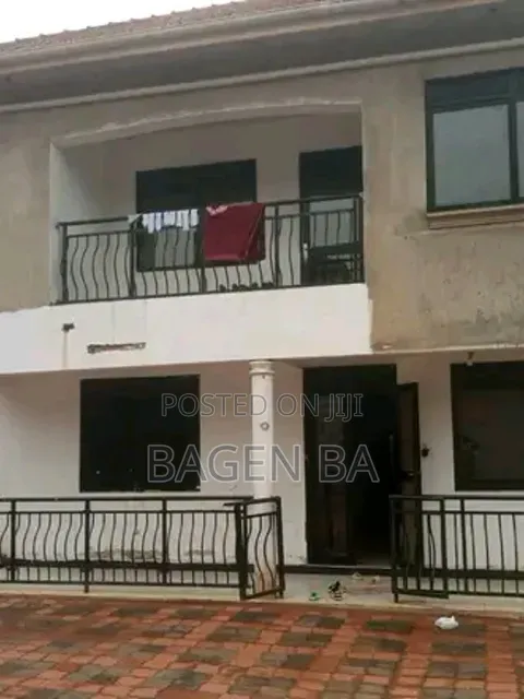 Mini Flat in Ssabagabo-Makindye for sale