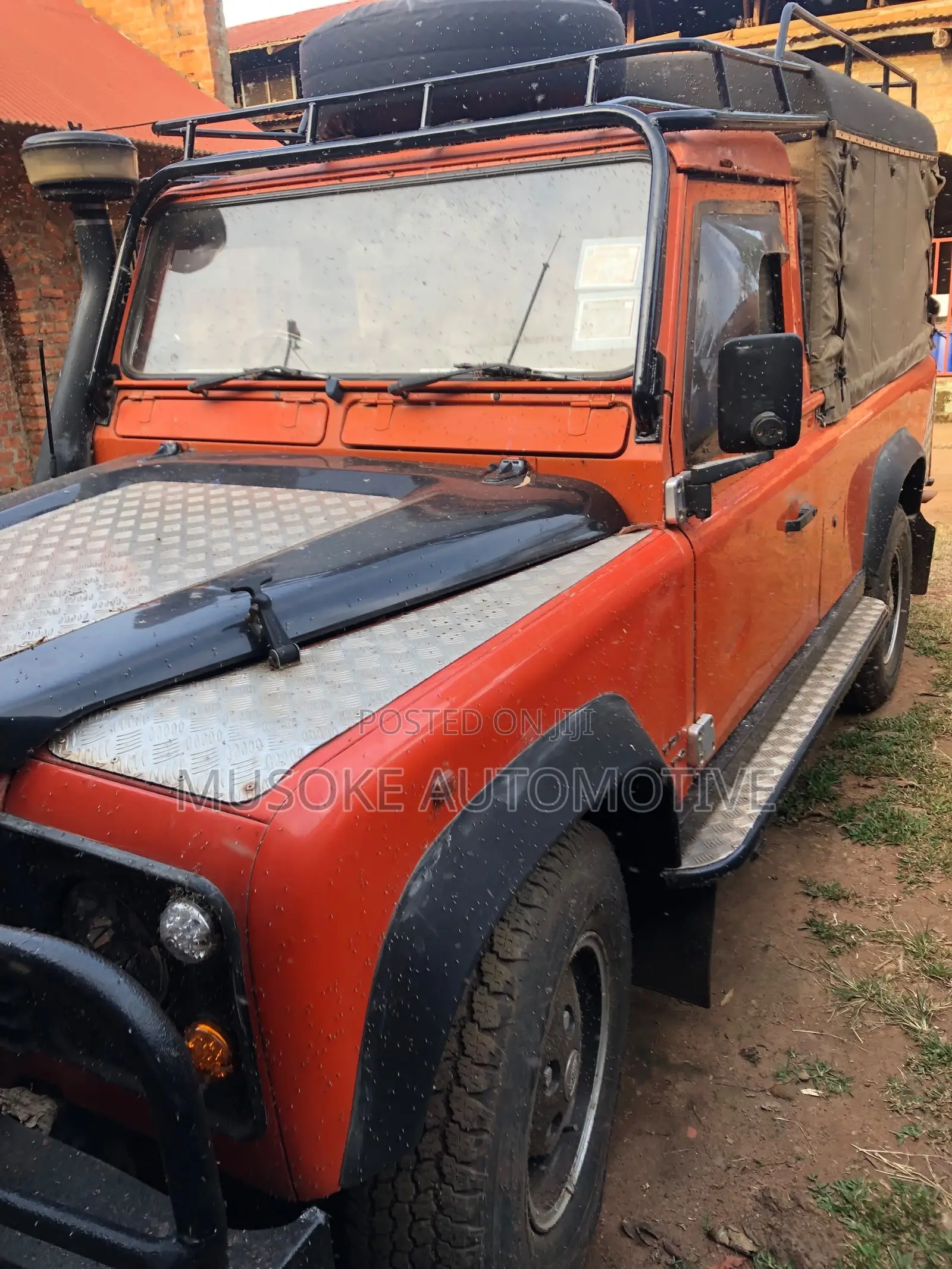 Land Rover Defender Soft Top 4x4 1995 Orange