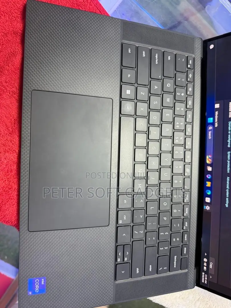 New Laptop Dell XPS 15 9530 16GB Intel Core i9 SSD 1T
