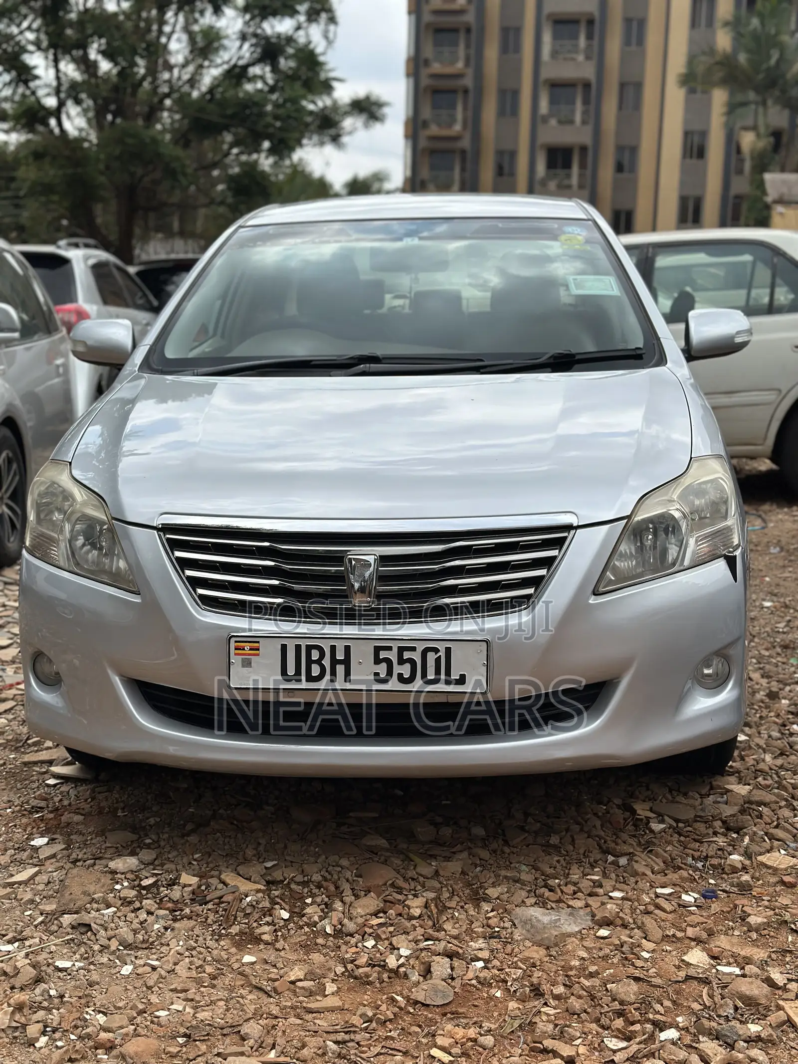 Toyota Premio 2010 Silver
