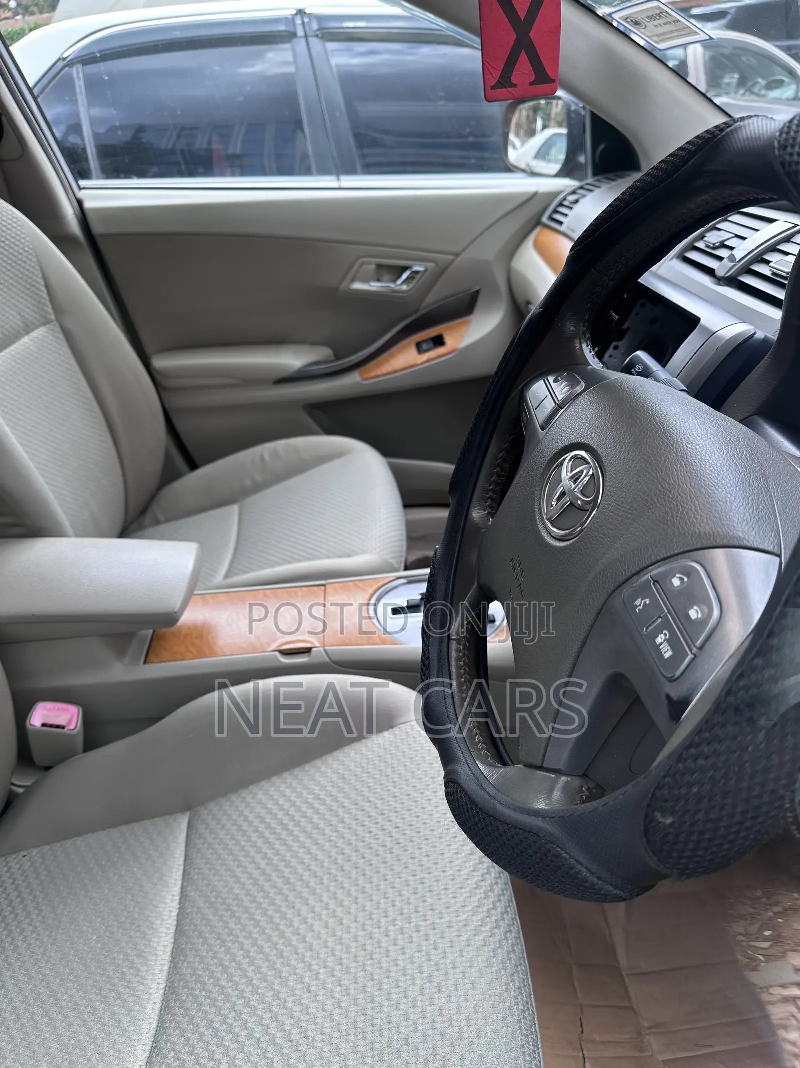 Toyota Premio 2010 Silver
