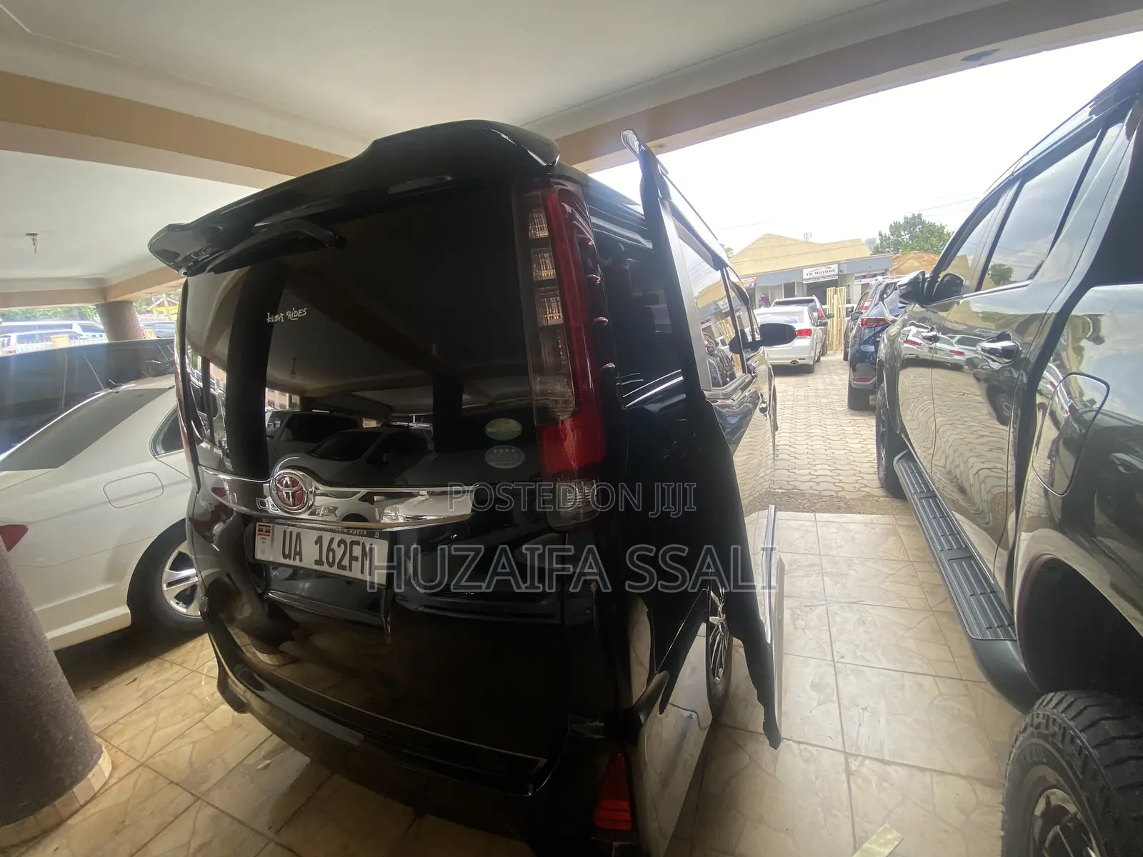Toyota Noah 2018 Black