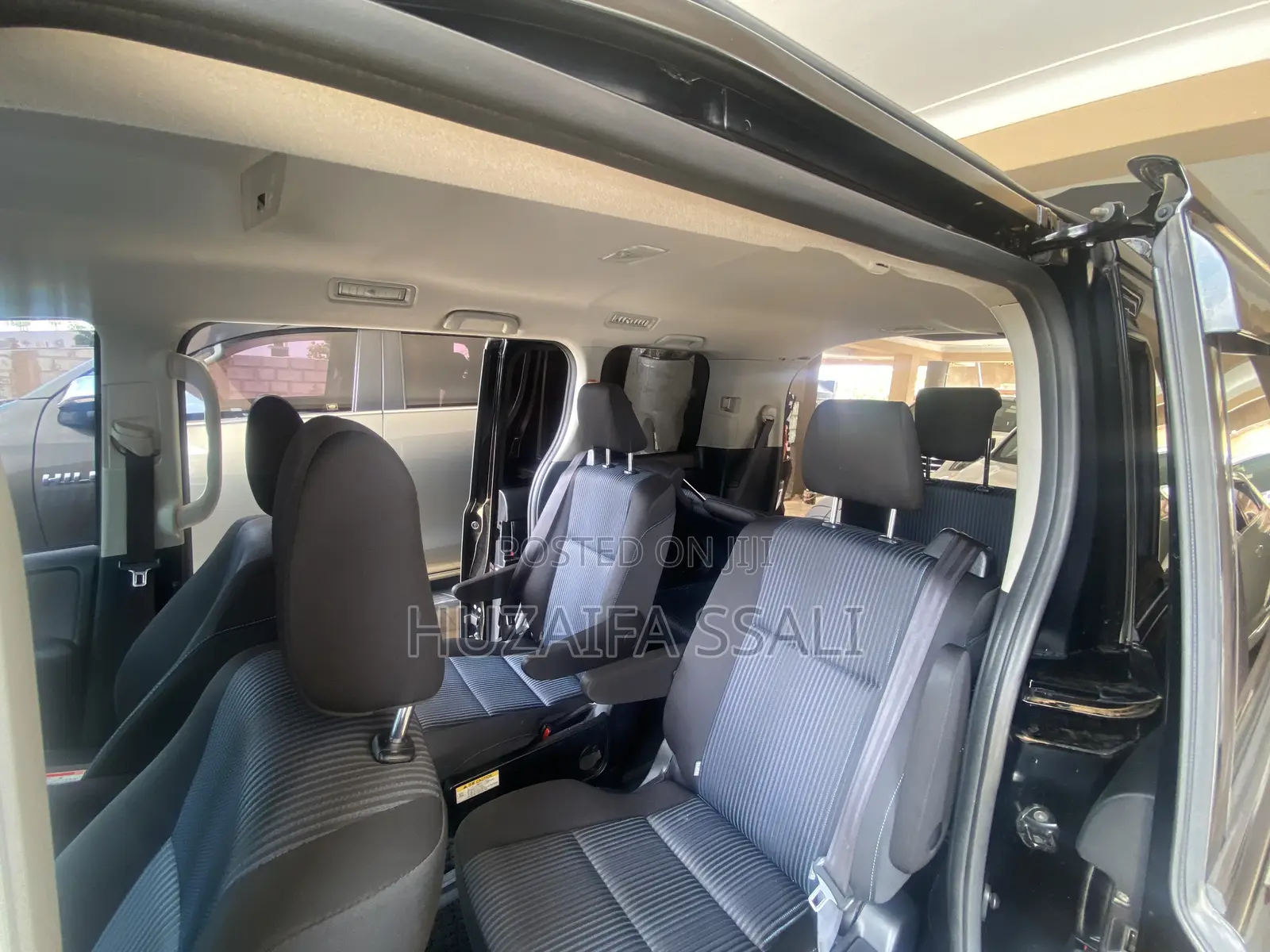 Toyota Noah 2018 Black