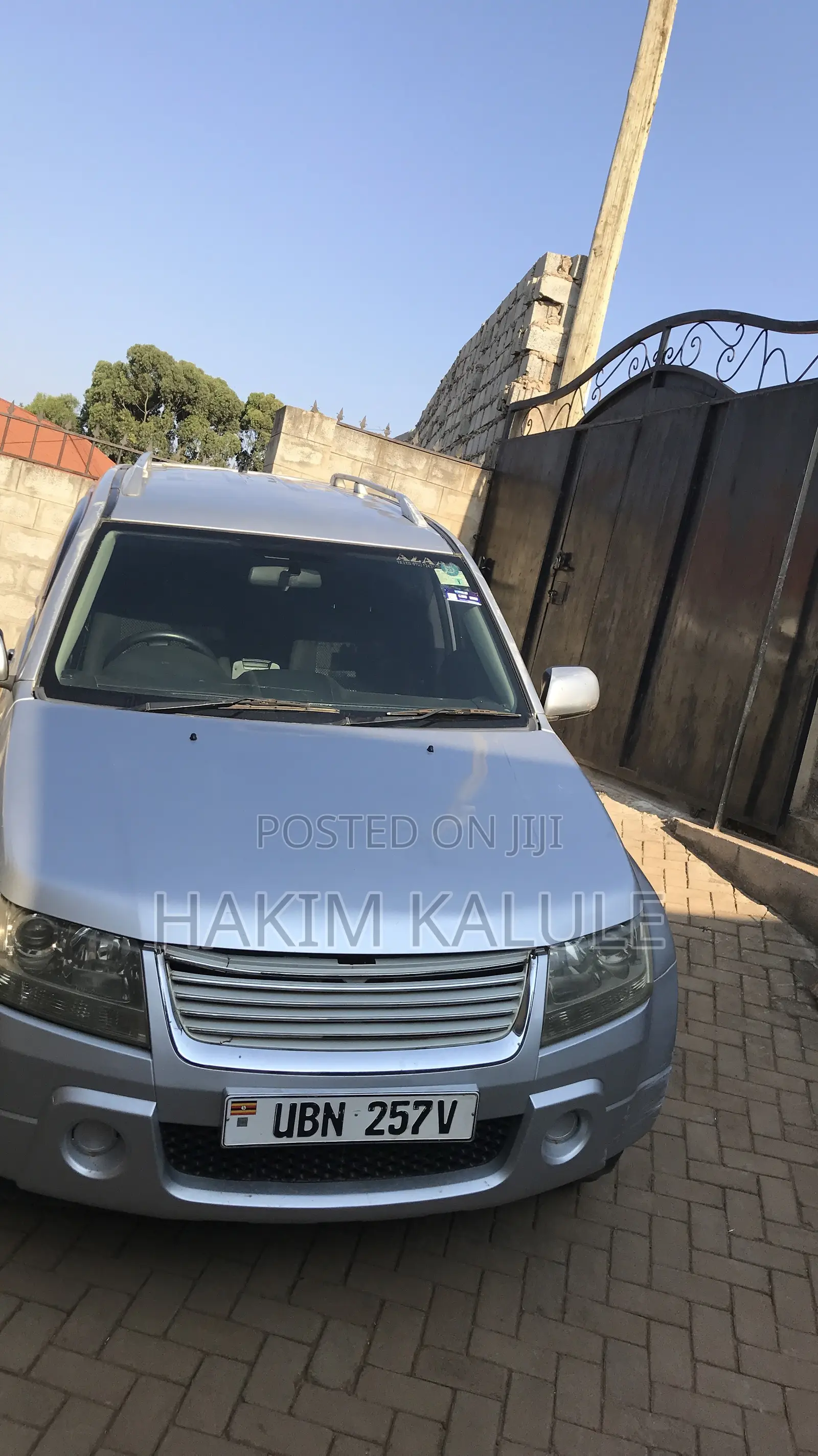 Suzuki Escudo 2010 Gray