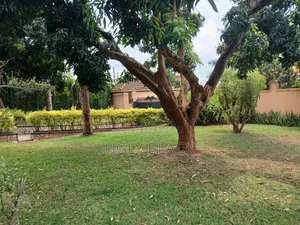 7bdrm Bungalow in Makindye for sale
