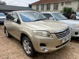 Toyota Vanguard 2012 Gold