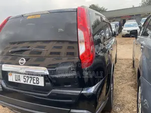 Nissan X-Trail 2015 Black