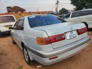 Toyota Premio 2002 Silver