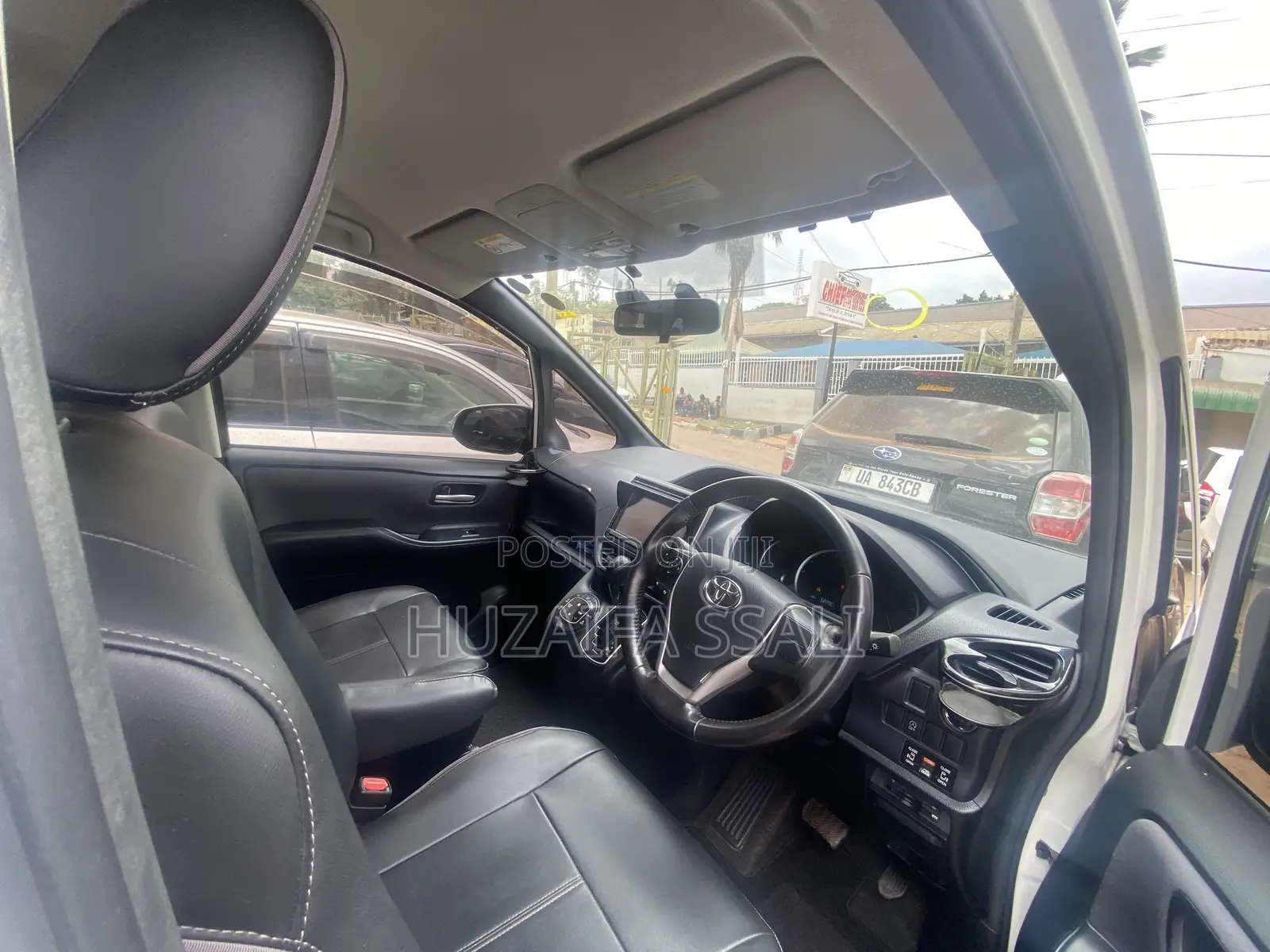 Toyota Noah 2020 White