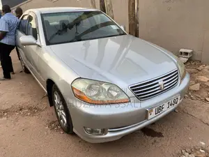 Toyota Mark II Qualis 2002 Silver