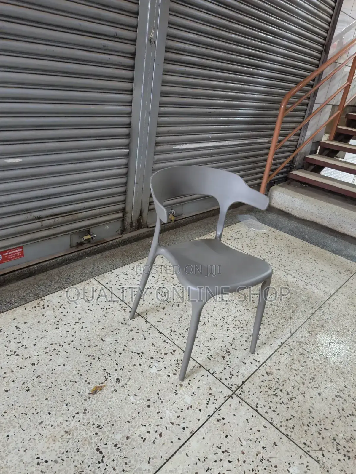 Common Plastic Chairs Plastic Chairs