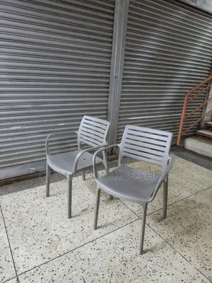 Mid Backrest Plastic Chairs Plastic Chairs