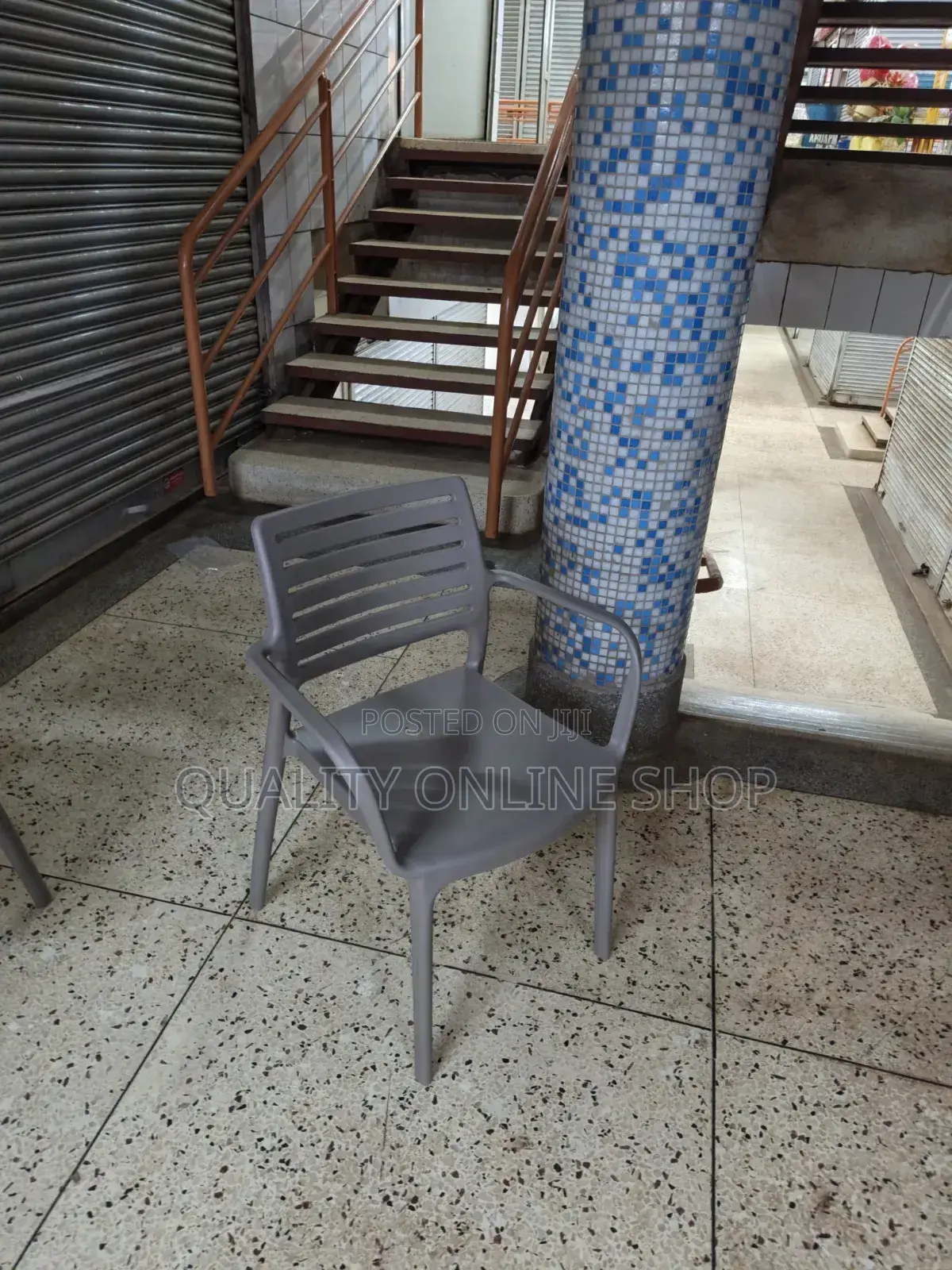 Armrest Plastic Chairs Plastic Chairs