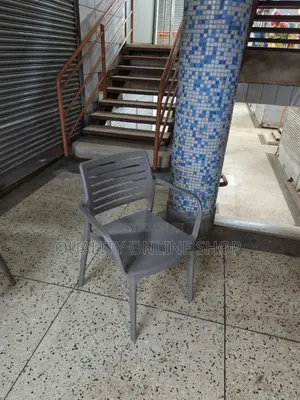 Armrest Plastic Chairs Plastic Chairs