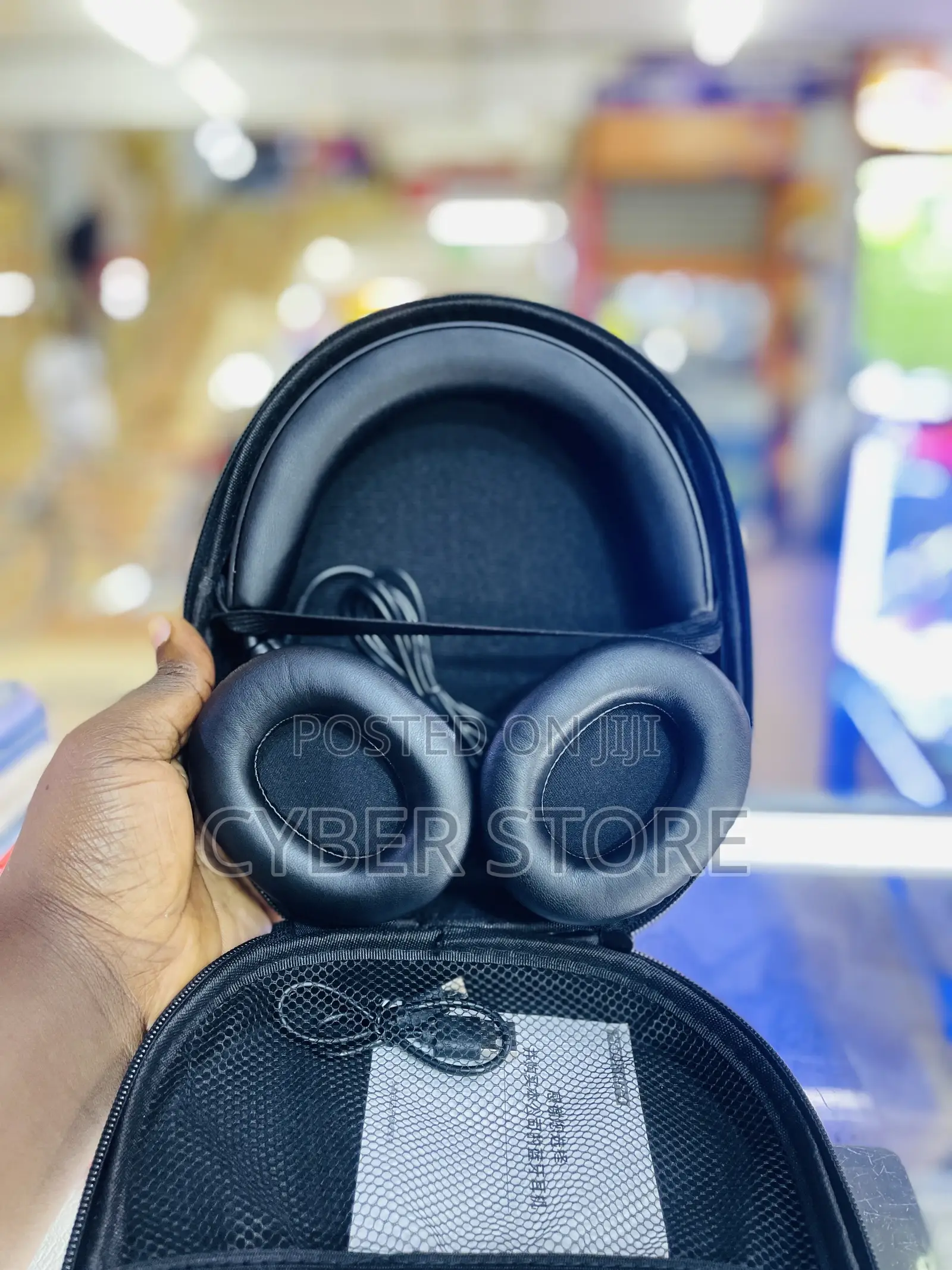JBL Tune 720BT Wireless Over-Ear Headphones
