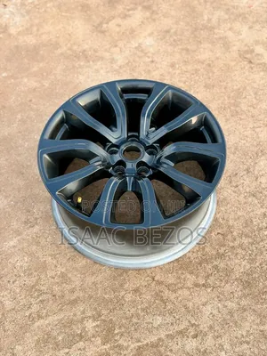Range Rover Evoque Size 18