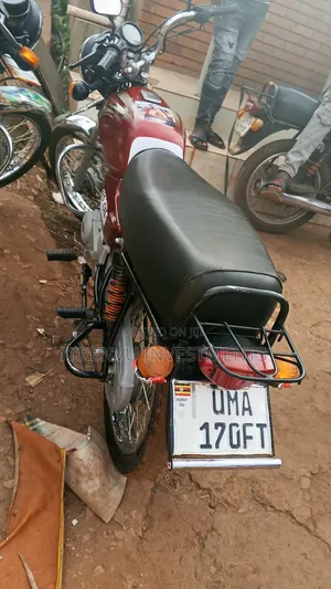 Bajaj Boxer 100 2025 Red
