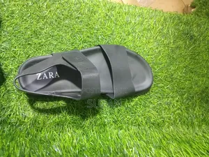 Zara Slides