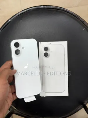 New Apple iPhone 17 256 GB White