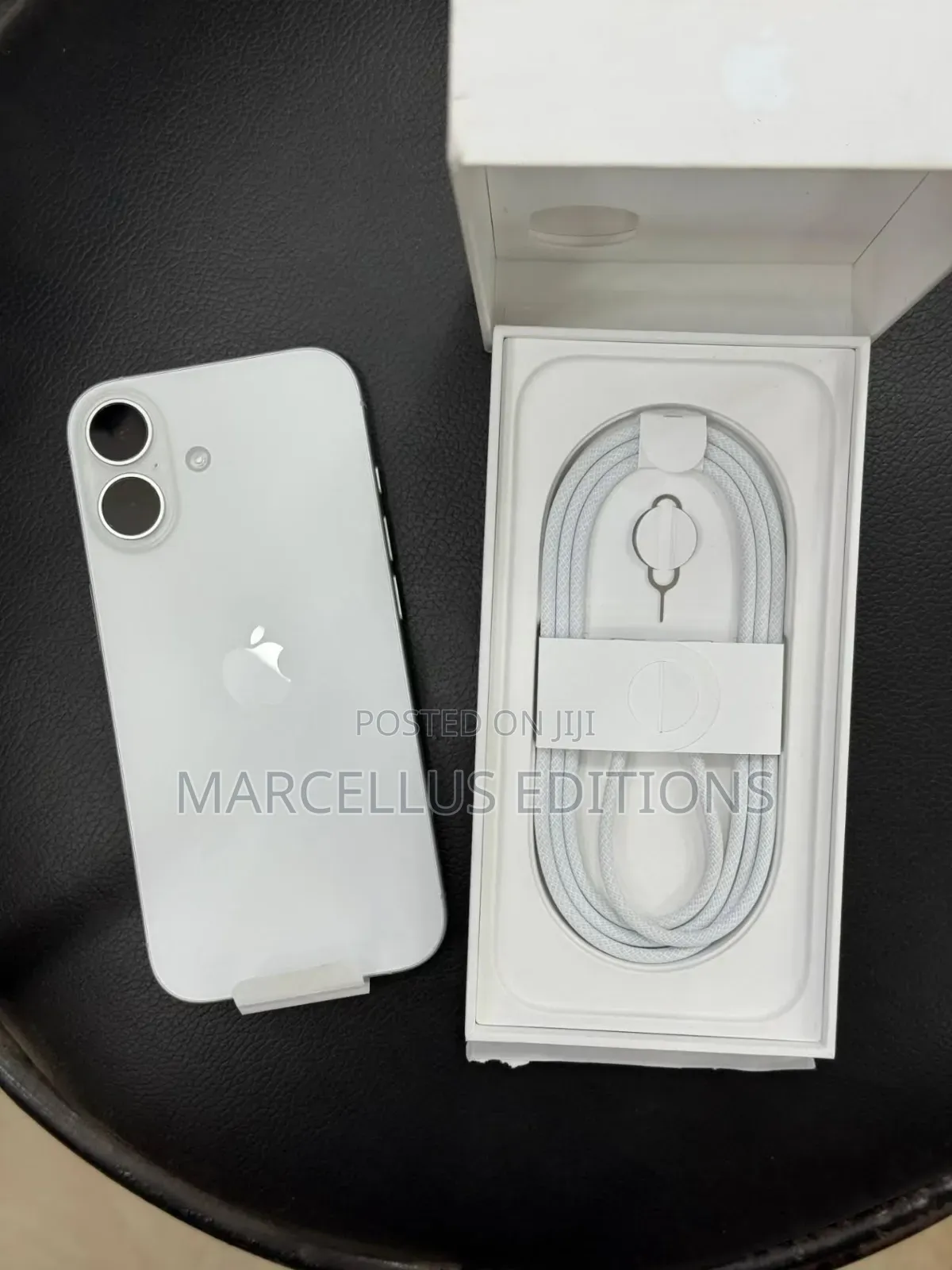 New Apple iPhone 17 256 GB White