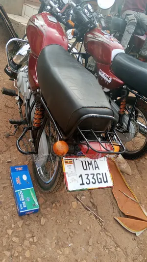 Bajaj Boxer 100 2020 Red