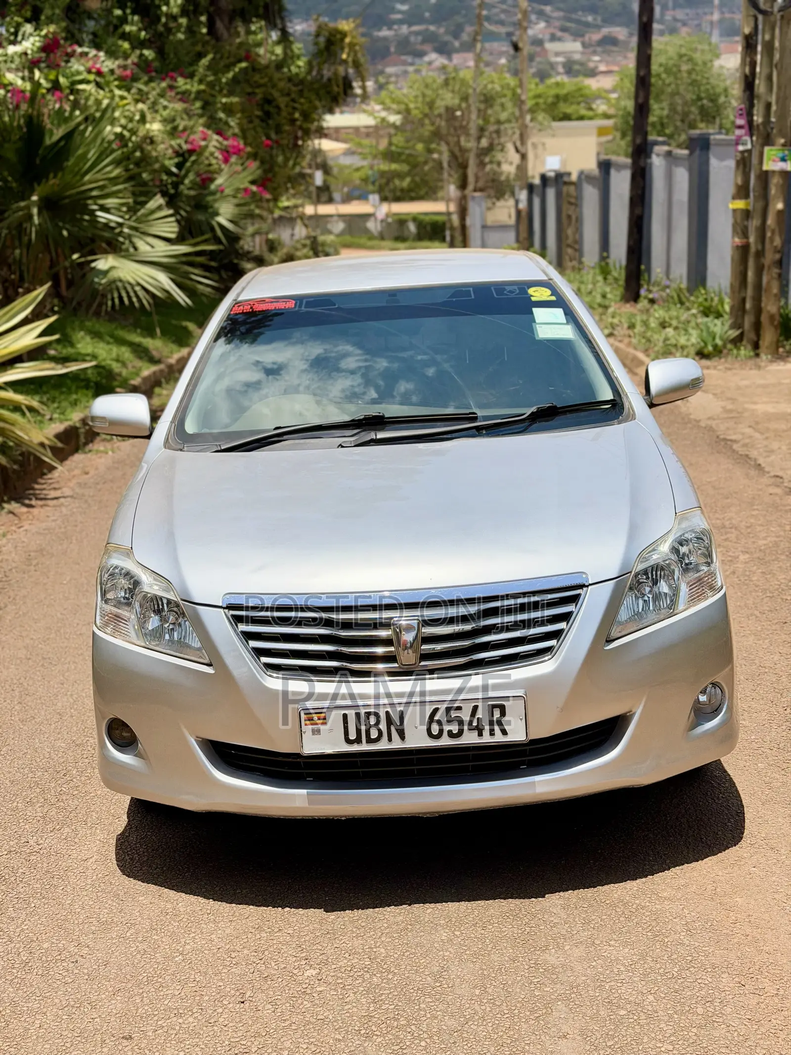 Toyota Premio 2010 Silver