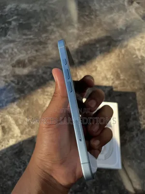 New Apple iPhone 17 256 GB Blue