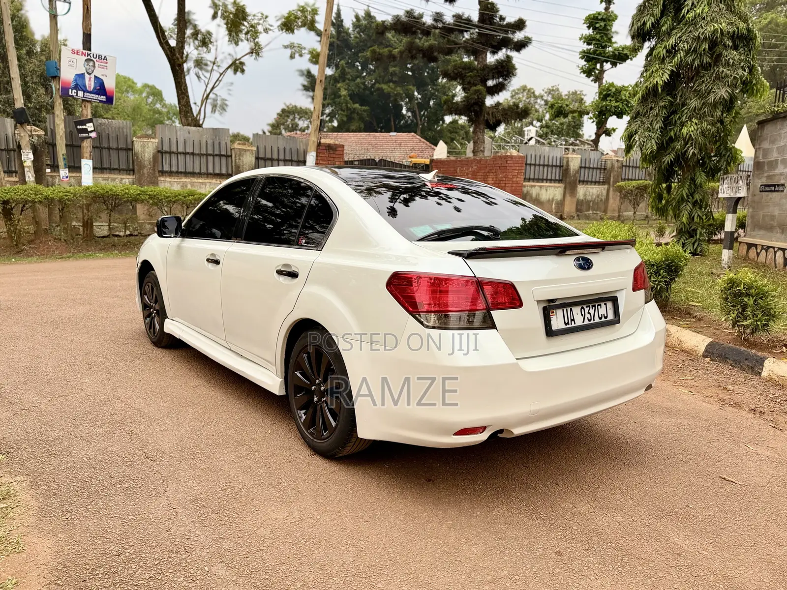 Subaru Legacy 2012 White