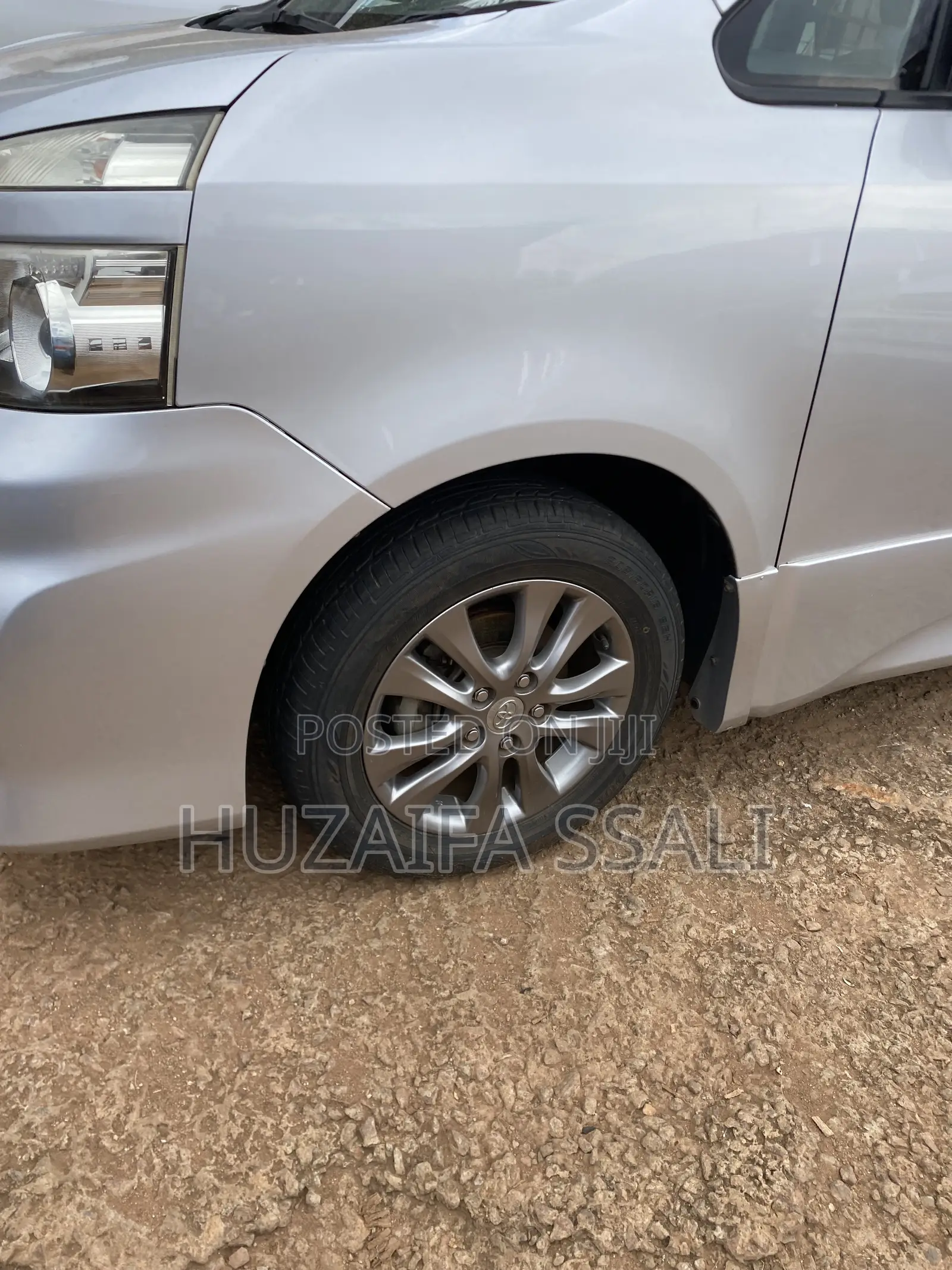 Toyota Noah 2018 White