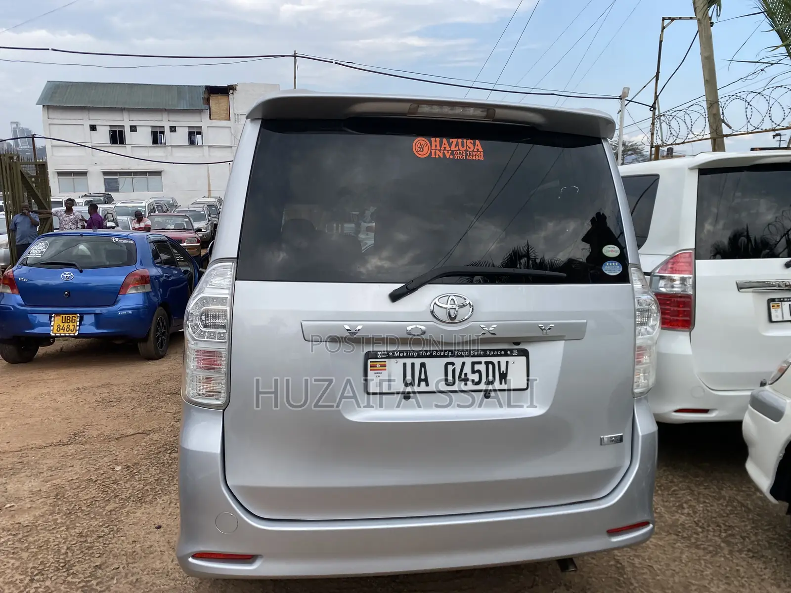 Toyota Noah 2018 White