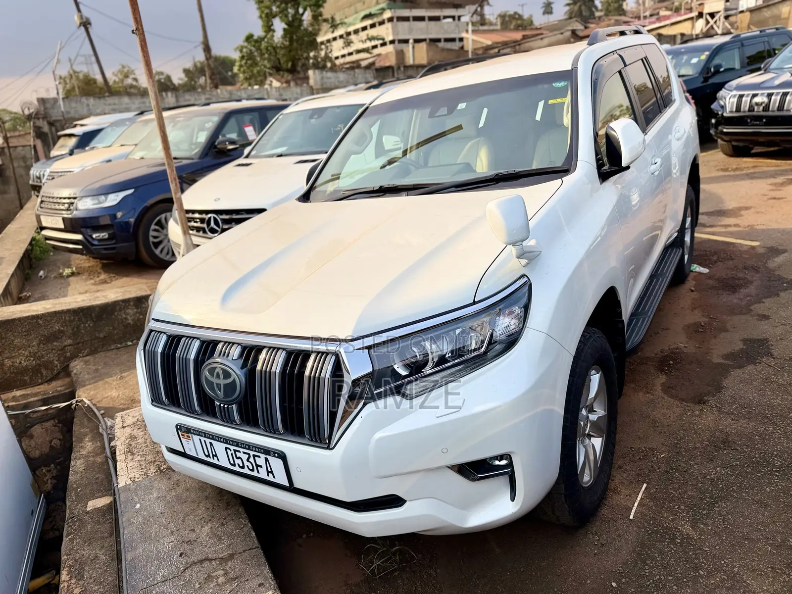 Toyota Land Cruiser Prado 2018 White