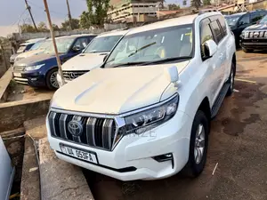 Toyota Land Cruiser Prado 2018 White