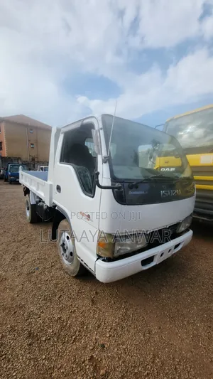 Isuzu Elf 4HL1