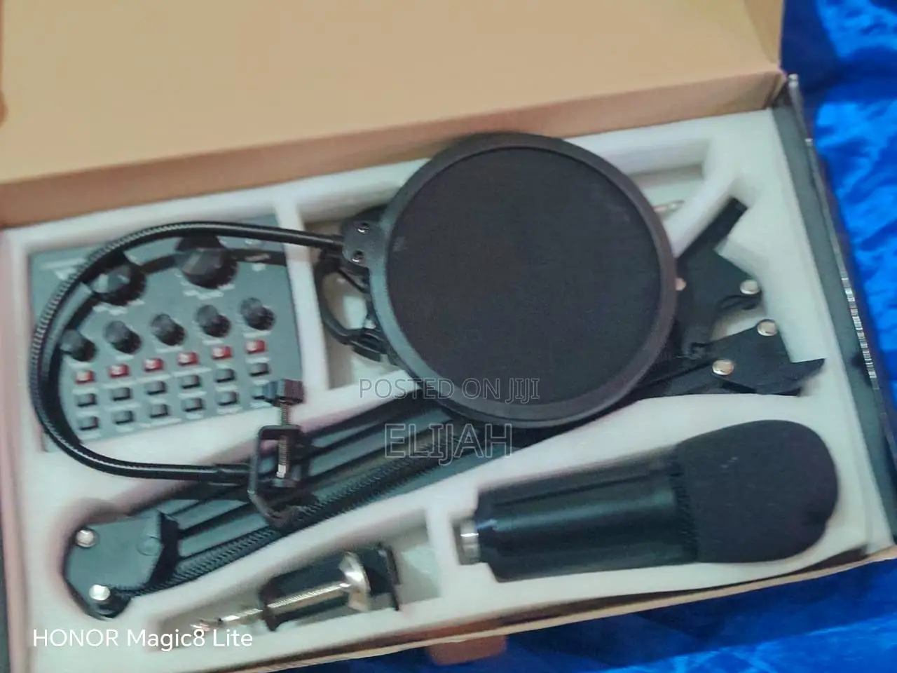 Condenser Microphone