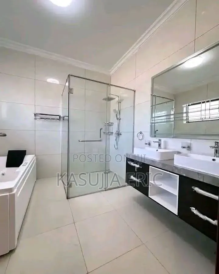5bdrm Mansion in Kalinaki, Nakawa for rent