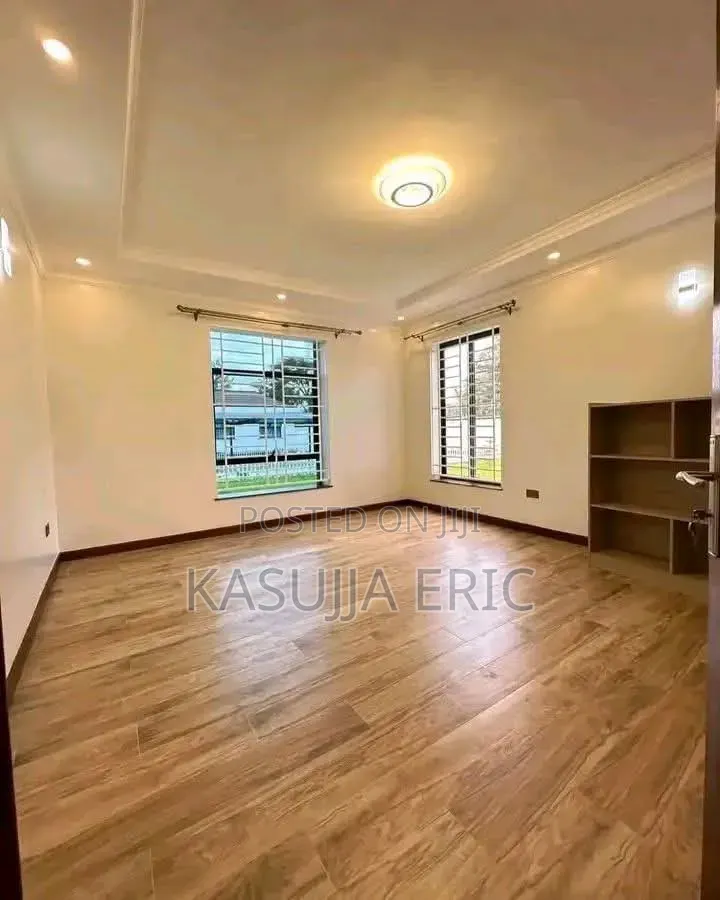 5bdrm Mansion in Kalinaki, Nakawa for rent