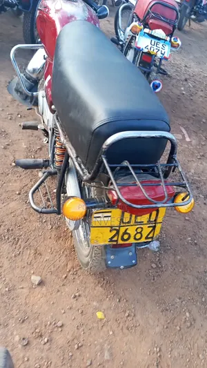 Bajaj Boxer 100 2017 Red