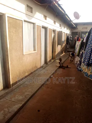 Furnished 10bdrm House in Bugiri Municipal for sale