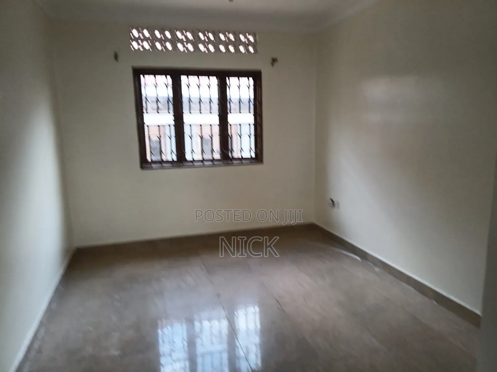 3bdrm Bungalow in Kalule Zone, Kawempe for rent